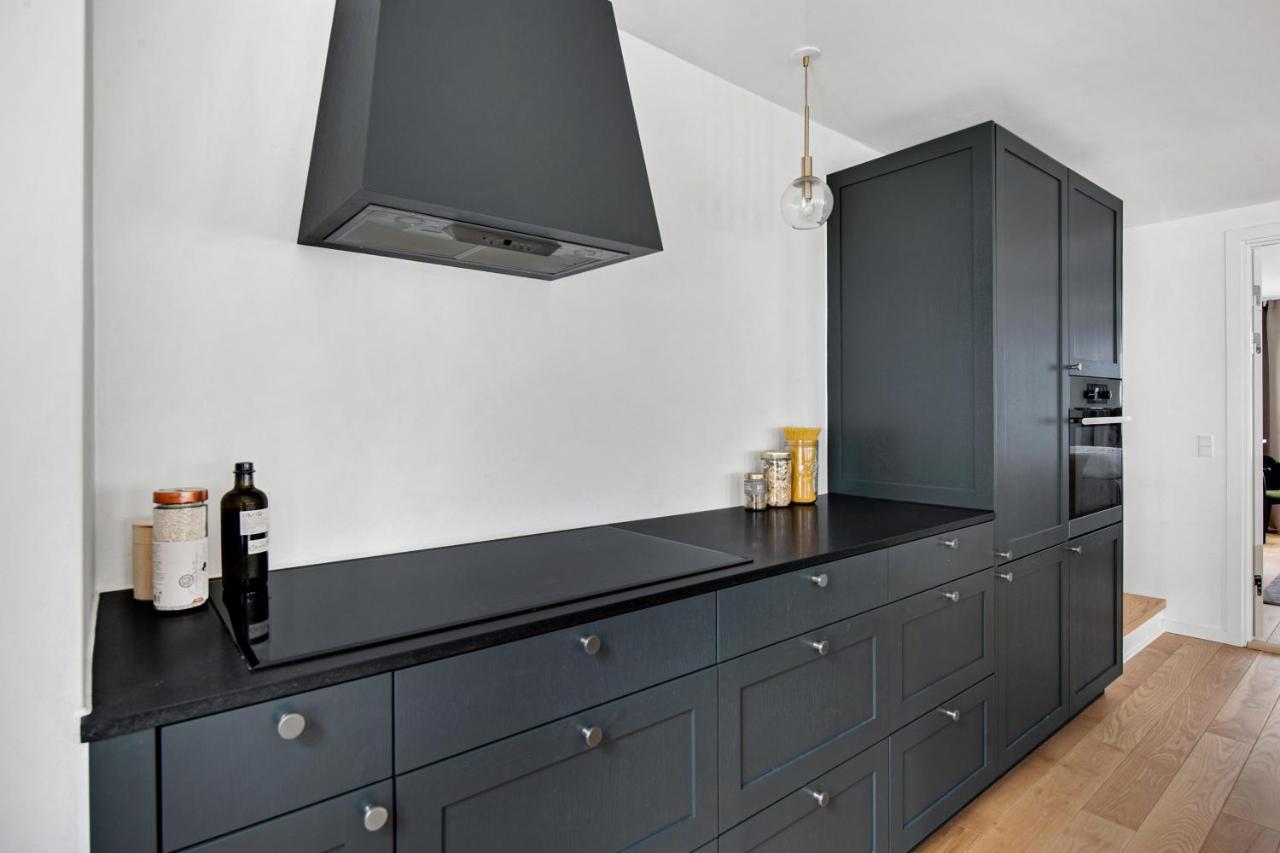 Sanders Regent - Chic Three-Bedroom Apartment Near Central Square コペンハーゲン エクステリア 写真