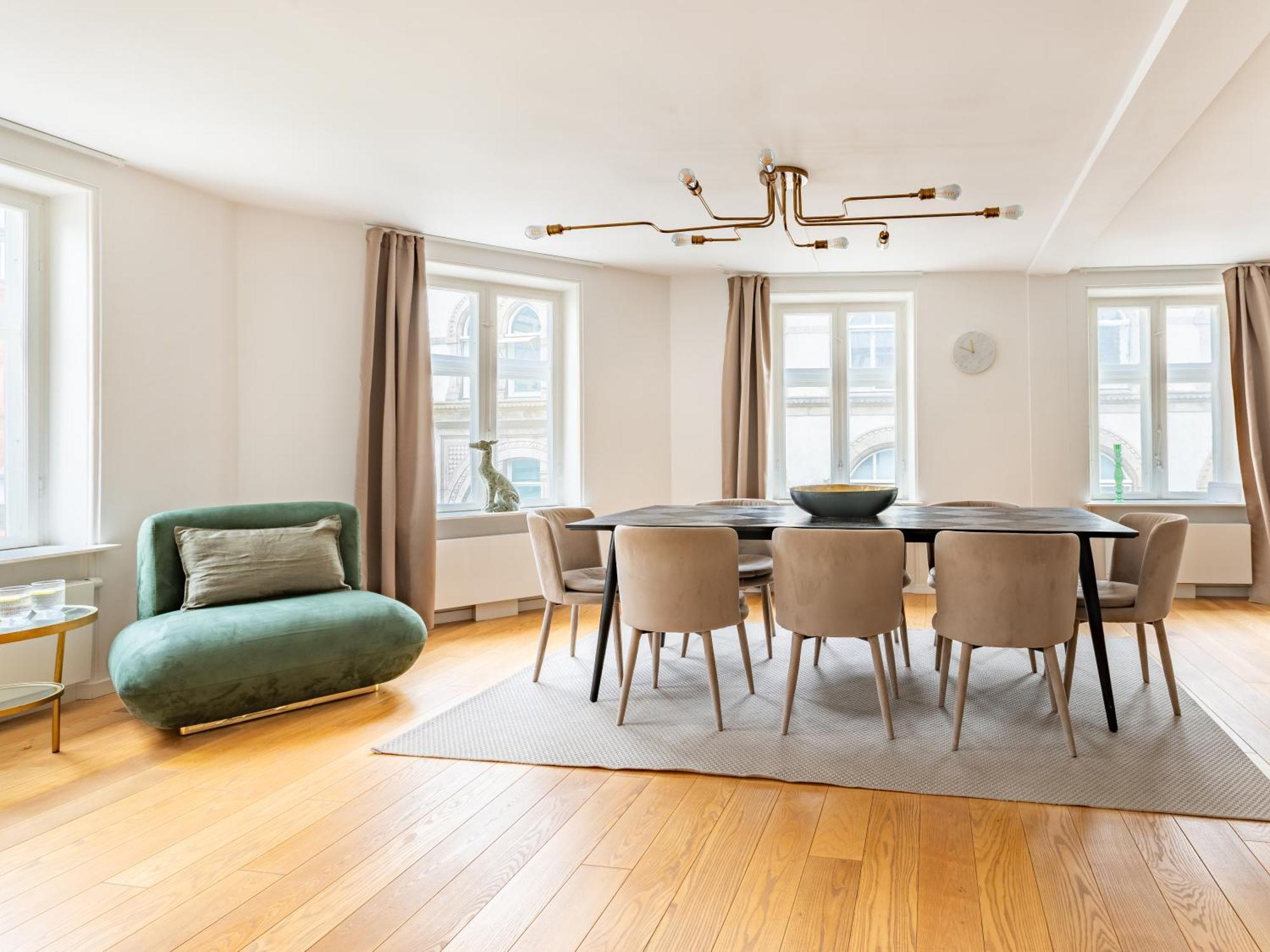 Sanders Regent - Chic Three-Bedroom Apartment Near Central Square コペンハーゲン エクステリア 写真